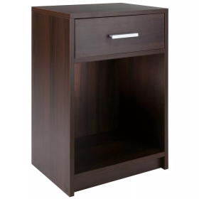 Rennick Accent Table (Color: Cocoa)